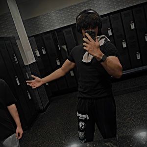 Meet your Posher, Aaron